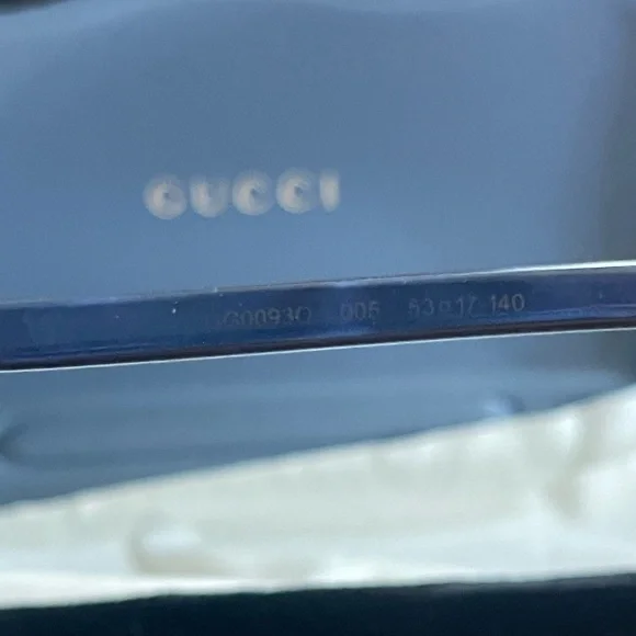 Gucci Blue Glasses - Picture 2 of 3